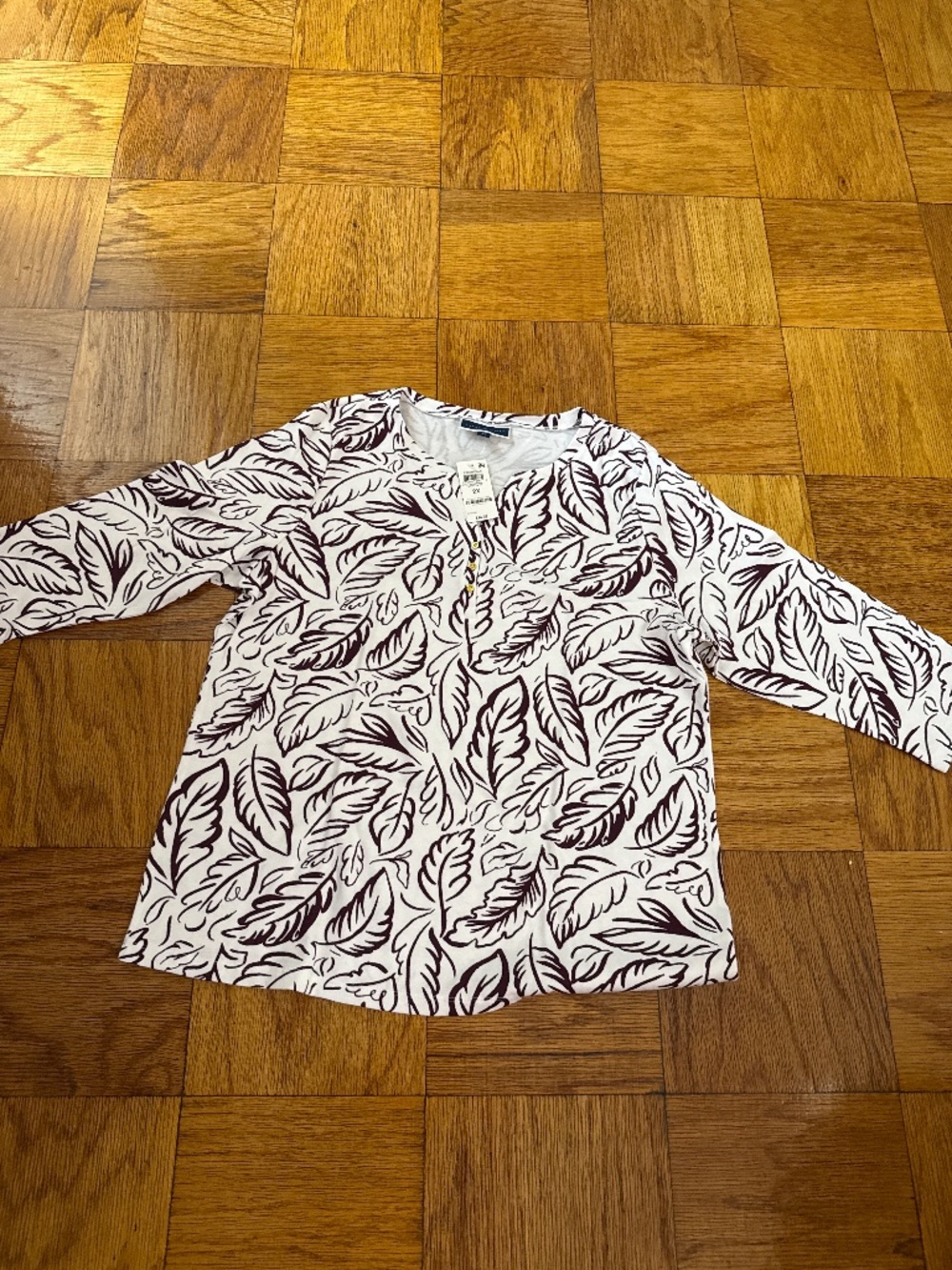 Karen Scott white/wine top, size 2X, NWT